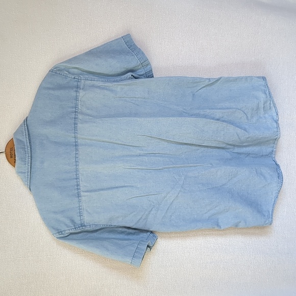 VTG Young and Reckless Women's Chambray SS Button Down Aztec Pocket Size Medium - Picture 6 of 10